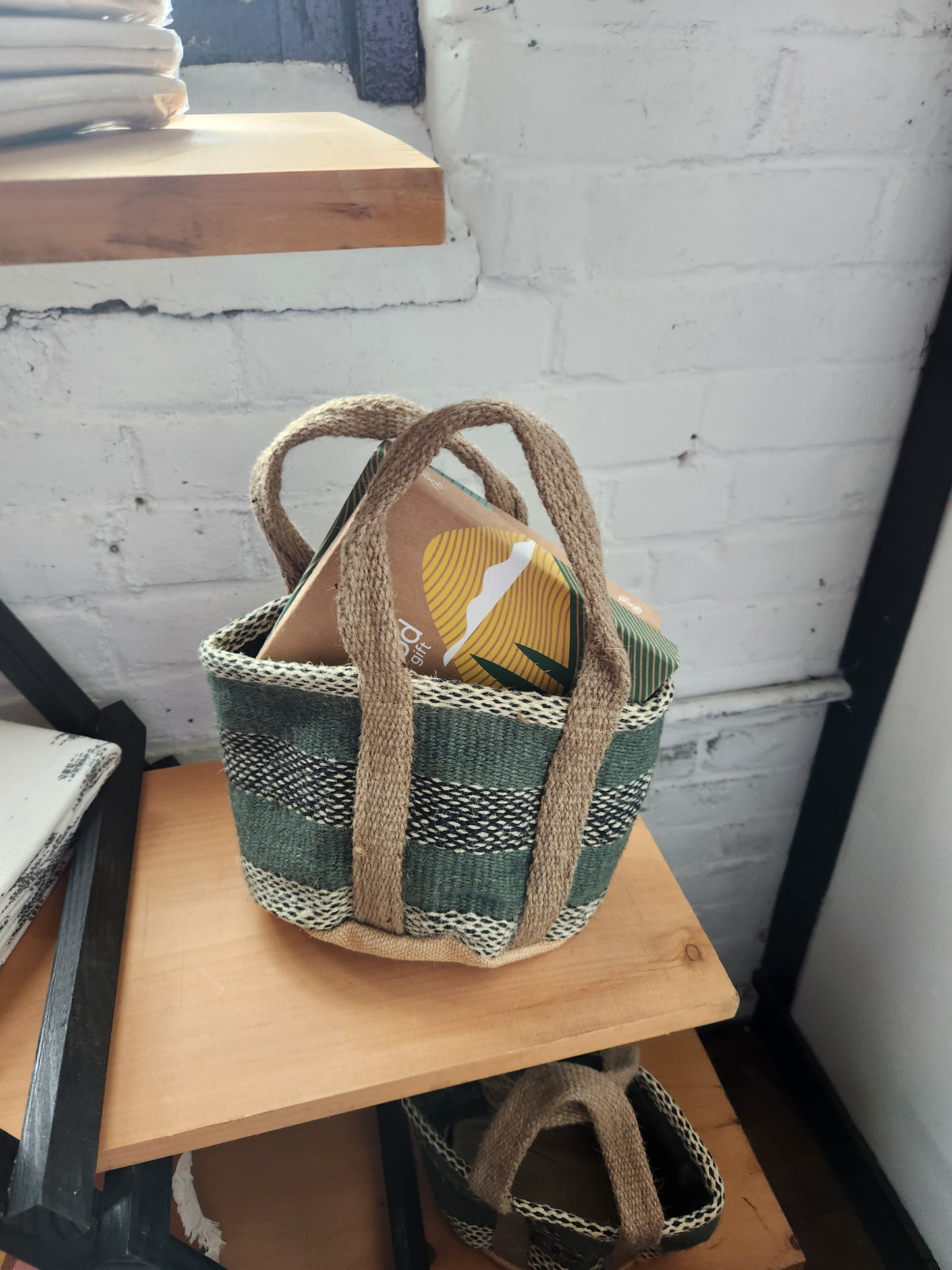 Mini Jute Bag in Green